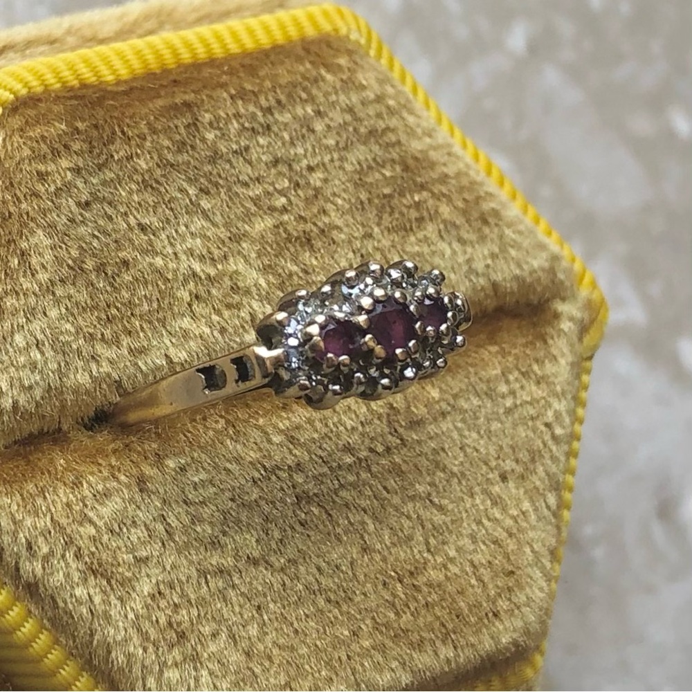 Vintage Ruby Diamond Halo Three Gem Yellow Gold Ring - Picture 7 of 11